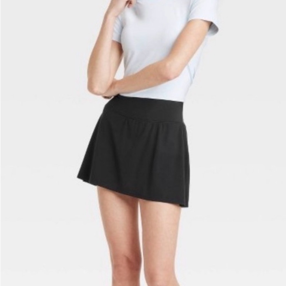 All in Motion Black Mini Skirt C27